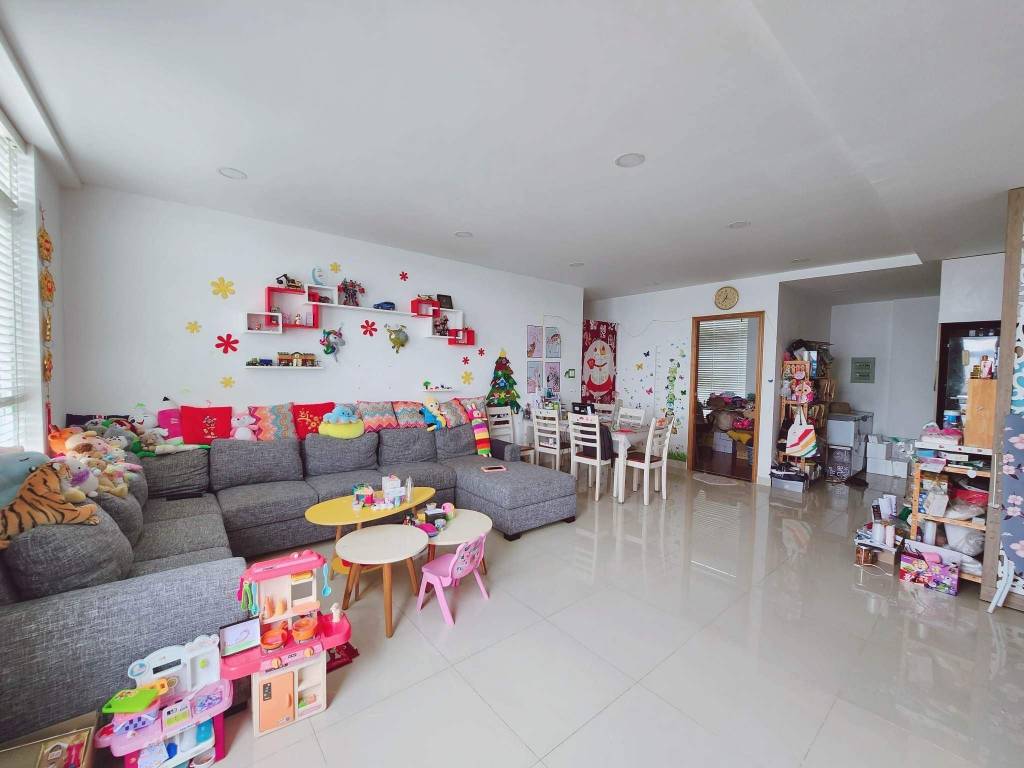 Phòng khách của Căn hộ chung cư Bán tại Valéo Đầm Sen