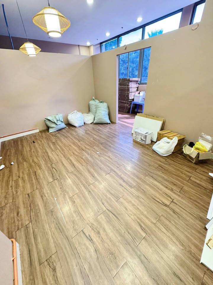 gác lửng của Shophouse, Nhà phố thương mại Cho thuê tại Richstar Residence