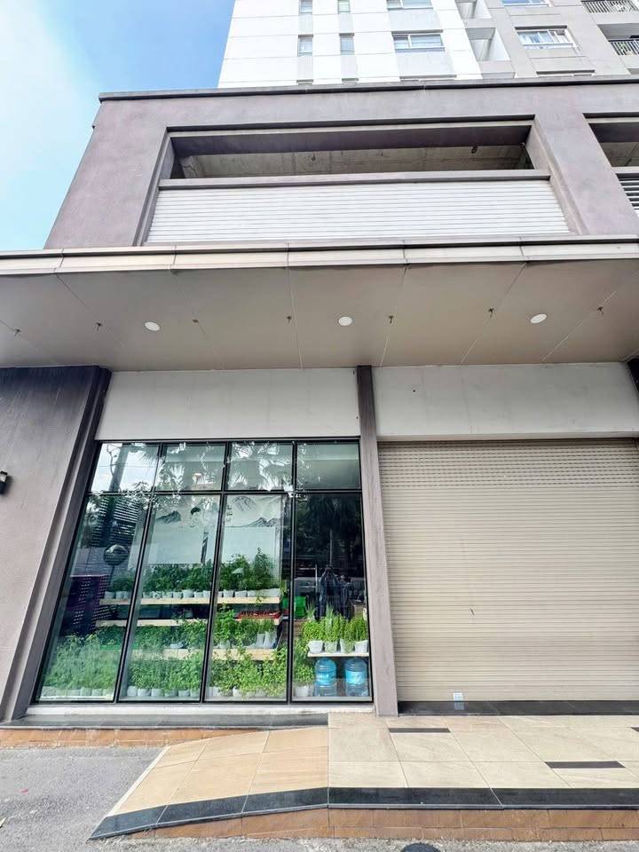 mặt trước shophouse của Shophouse, Nhà phố thương mại Cho thuê tại Richstar Residence