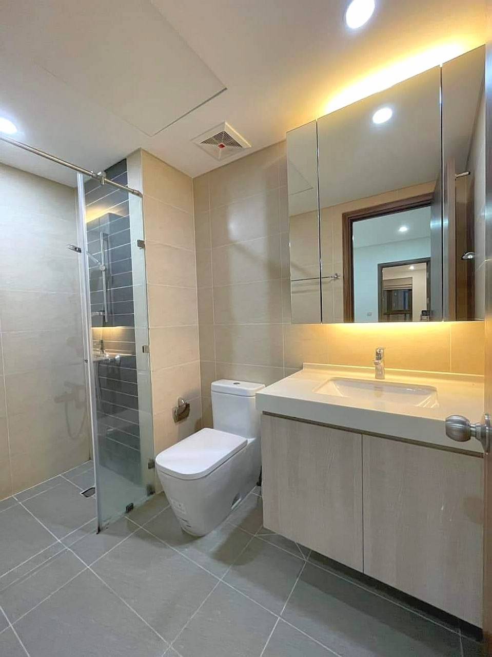 Nhà vệ sinh của Căn hộ chung cư Bán tại Hà Đô Centrosa Garden