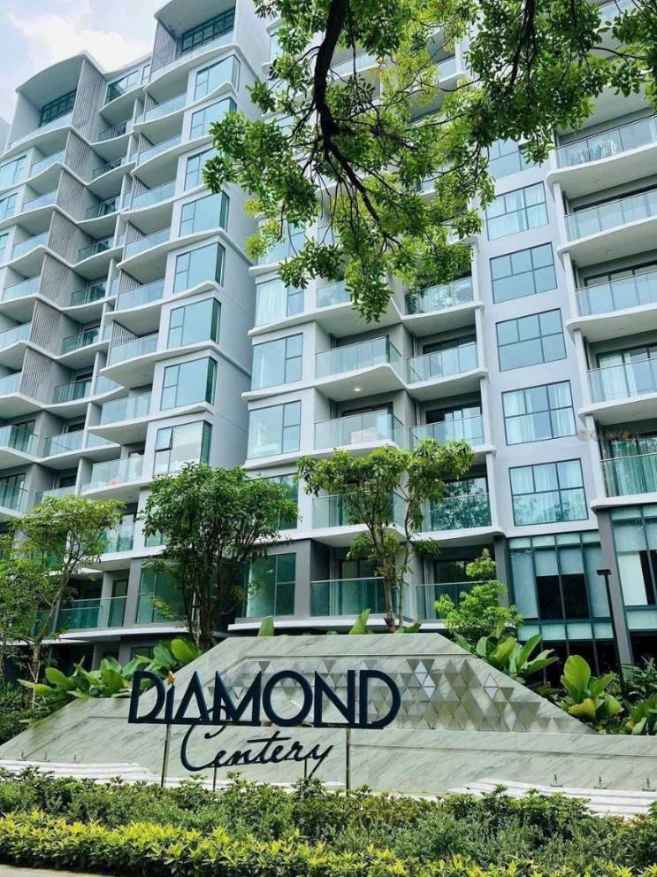 Mặt ngoài tòa nhà của Căn hộ chung cư Bán tại Celadon City